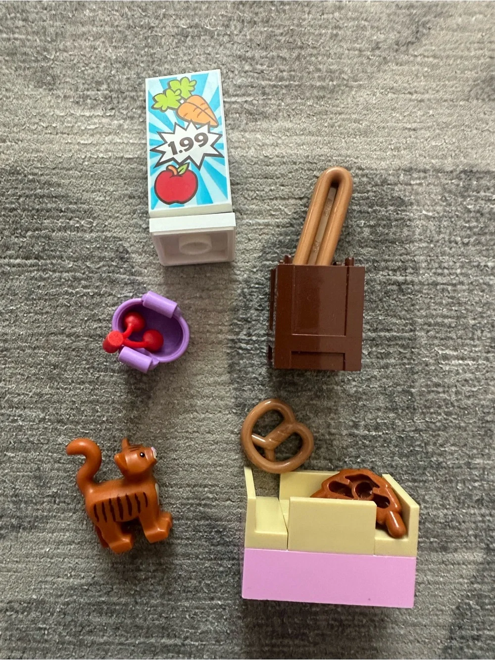 LEGO Juniors Supermarket Suitcase (10684)